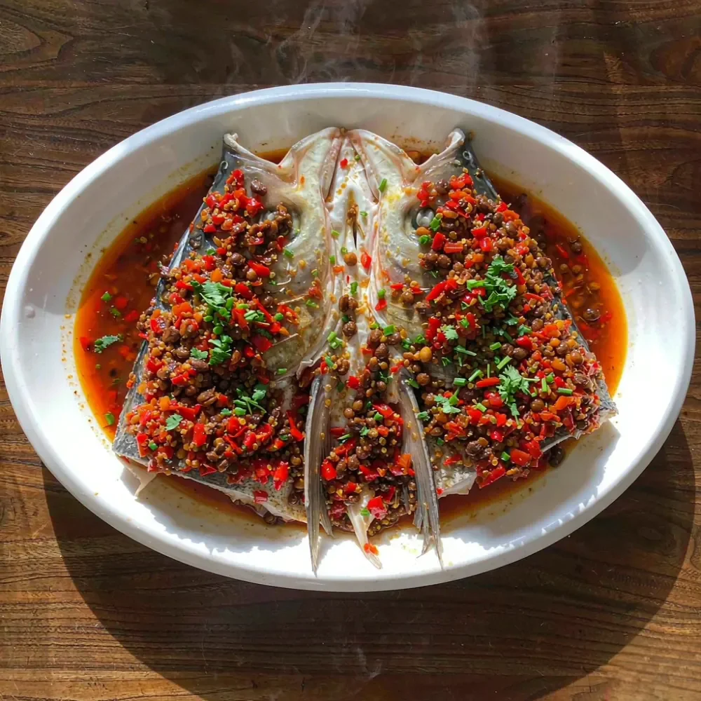 剁椒鱼头（湘菜）成品图